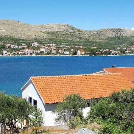 Apartmán Mile-2 By Interhome Grebaštica